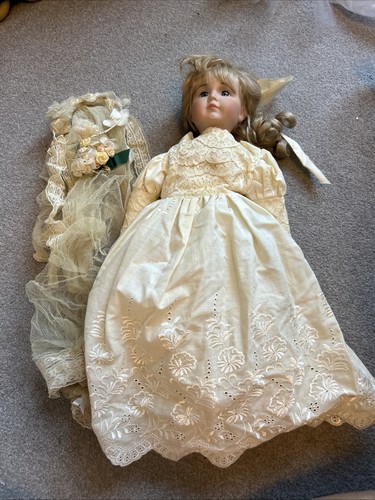 Porcelain doll the - porcelain,