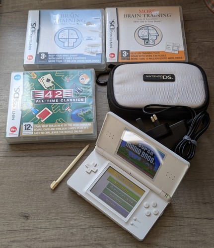 Nintendo lite white bundle - ds,