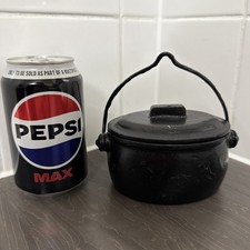 Kids Romany Gypsy Cast Iron Cooking Pot & Lid with handle 