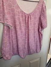 Ladies Pink Top By Cotton Traders Size 26