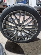 Range Rover 22 Inch Wolf race Wheels 5x120 With Wheel Nuts