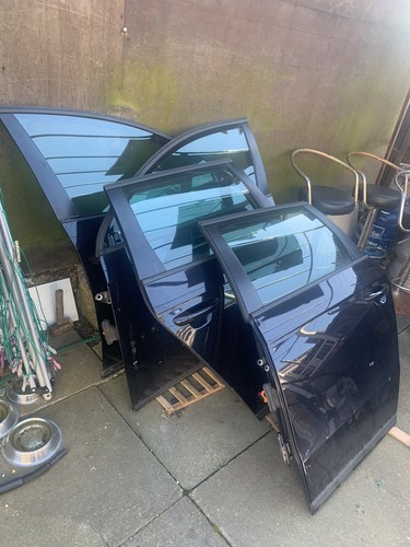 Passat estate black doors - estate,