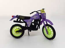 Intex  Vintage Super Bikes 1:18 Scale Kawasaki KX250 in Purple Diecast 1982