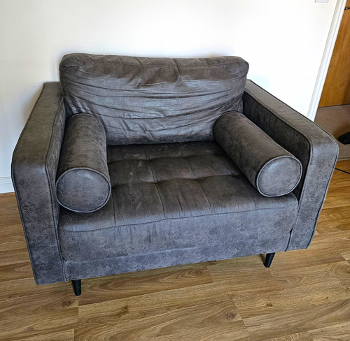 Grey upholstered love - grey,