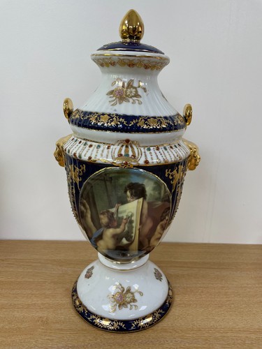 Large very decorative - large,