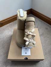 GENUINE UGG BOOTS W BAILEY BOW