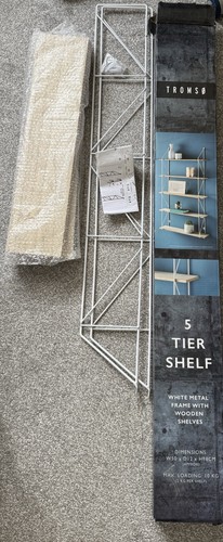 Tier metal wire white wall - tier,