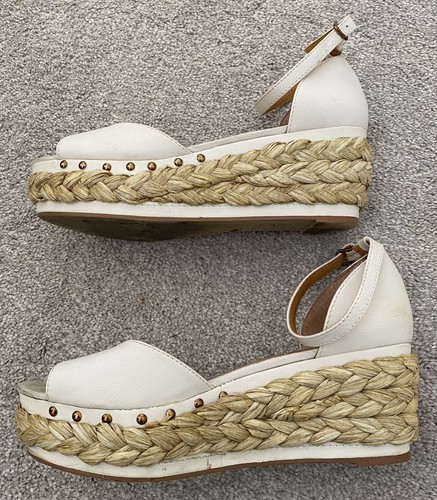 River island cream - river,
