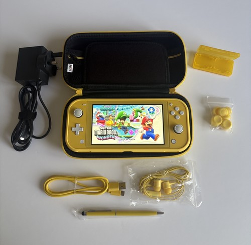 Nintendo switch lite yellow - nintendo,