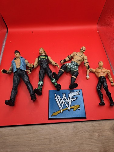 Wwe figures bundle - wwe,
