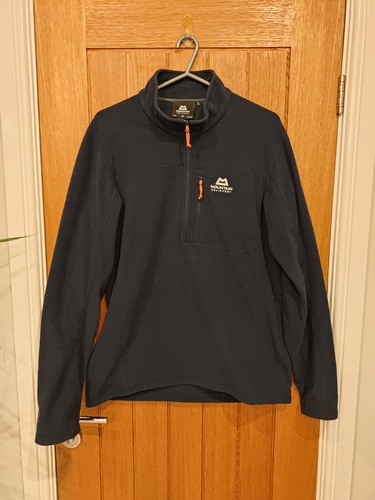 Mountain equipment men - equipment, micro