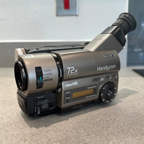 Sony ccd tr713e - hi8, tape