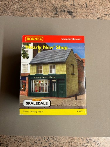 Nearly new shop - new’,