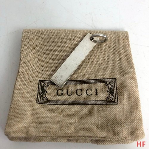 Gucci necklace pendant plate - gucci,