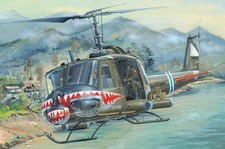 HBB81806 - Hobbyboss 1:18 - UH-1 Huey B