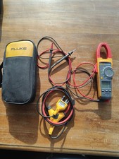 Fluke 376 FC True-RMS AC/DC Clamp Meter With Flexi Clamp