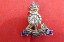 VINTAGE LABOR OMNIA VINCIT PIONEER CORPS PIN BADGE