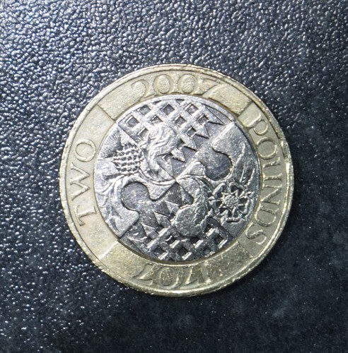 Coin 2 00 tercentenary - £2.00,