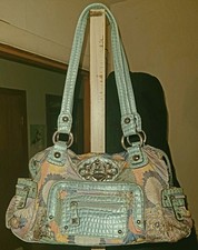 Vintage Style Floral Shoulder