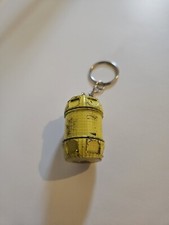  JAWS CUSTOM PRINTED BARREL KEYRING FOR THE CLASSIC FILM JAWS, THE ORCA DIORAMA