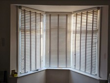 Blinds2Go - Faux Wooden Blind Eggshell & Nickel 85cm x 177cm