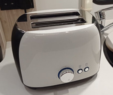 White 2 Slice Toaster 800W Low