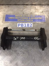 PEUGEOT SPEEDFIGHT 100 engine mount 2004