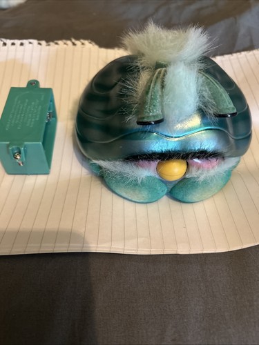 Aquamarine shelby furby hasbro - aquamarine,