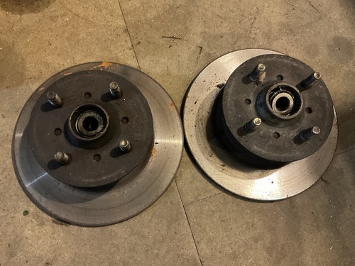 Bmw 1602 front hubs with - 1602,