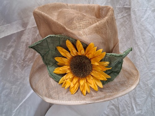 Stylish sunflower hat - stylish,