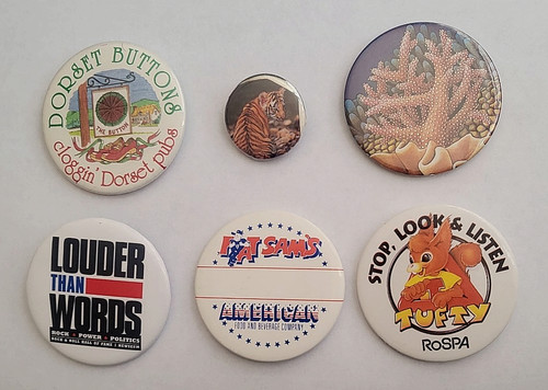 Vintage pin badges 6cm - pin,