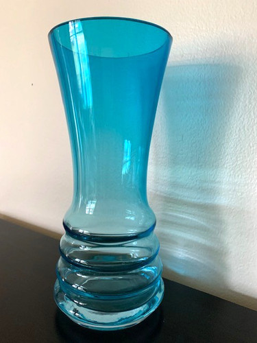 Dartington glass beehive vase