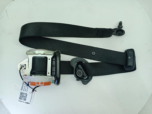 Mercedes gla class seat belt - mercedes,