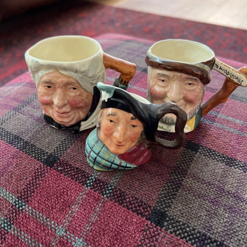 Various toby jugs - 3,