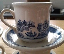 Vintage Blue Willow Pattern Cups & Saucers - Staffordshire Tableware - X4 - 