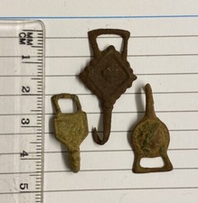 3 X TUDOR PERIOD. 16TH