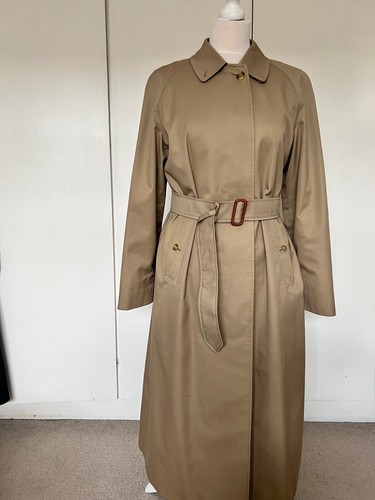 Ladies burberry beige - burberry,