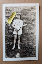 OLD PHOTO HUMOUR MUSIC BANJO CHILDREN GIRL FASHION MUSICAL INSTRUMENT PT 491
