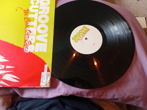 Groove cutters close our - we,