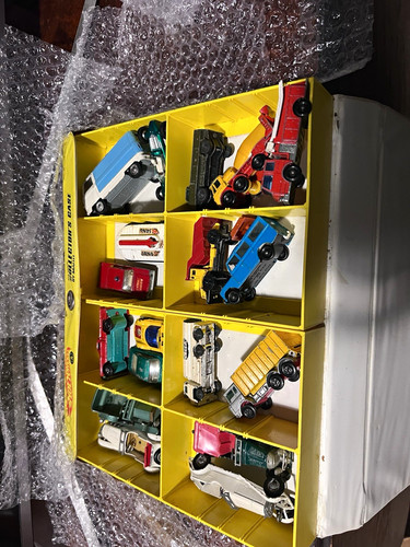 Vintage hot wheels case job - vintage,