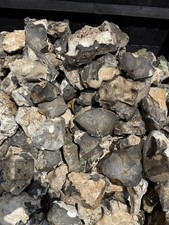 Flints old £25 loads or 2x Ton bags Full