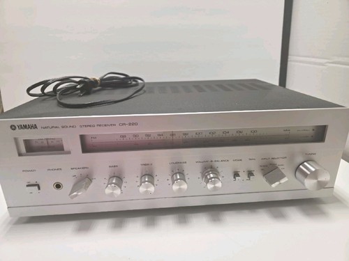 Yamaha 220 natural sound - natural,