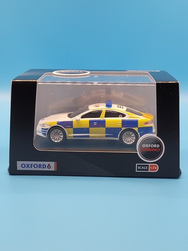 Oxford diecast surrey - 1:76,