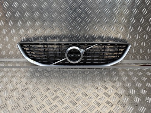 Genuine volvo v40 - r, design