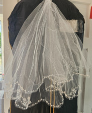 Vintage 1980s bridal Vail with