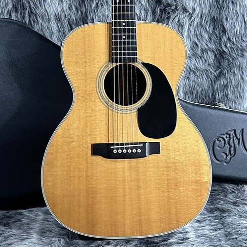 Martin 000 2007 - martin, •