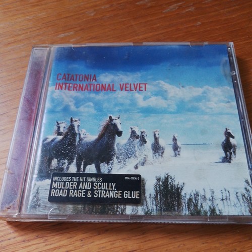 International velvet - international,