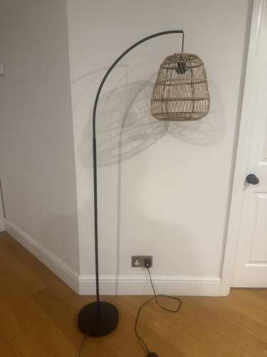 Habitat rattan arc floor - arc,