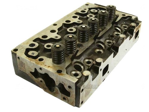 Cylinder head for - cylinder,