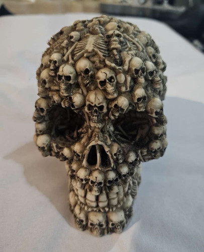Resin skull figurine - resin,